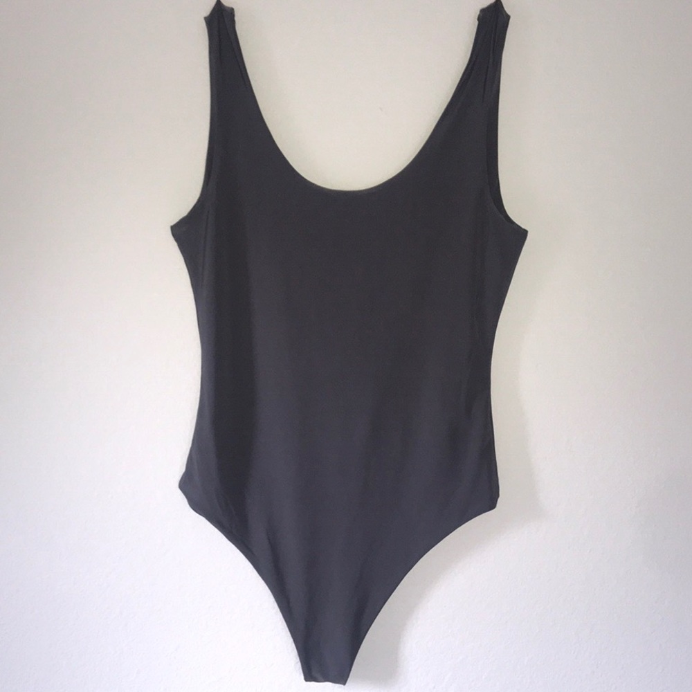 CHARCOAL BODYSUIT 🛍🛍🛍
